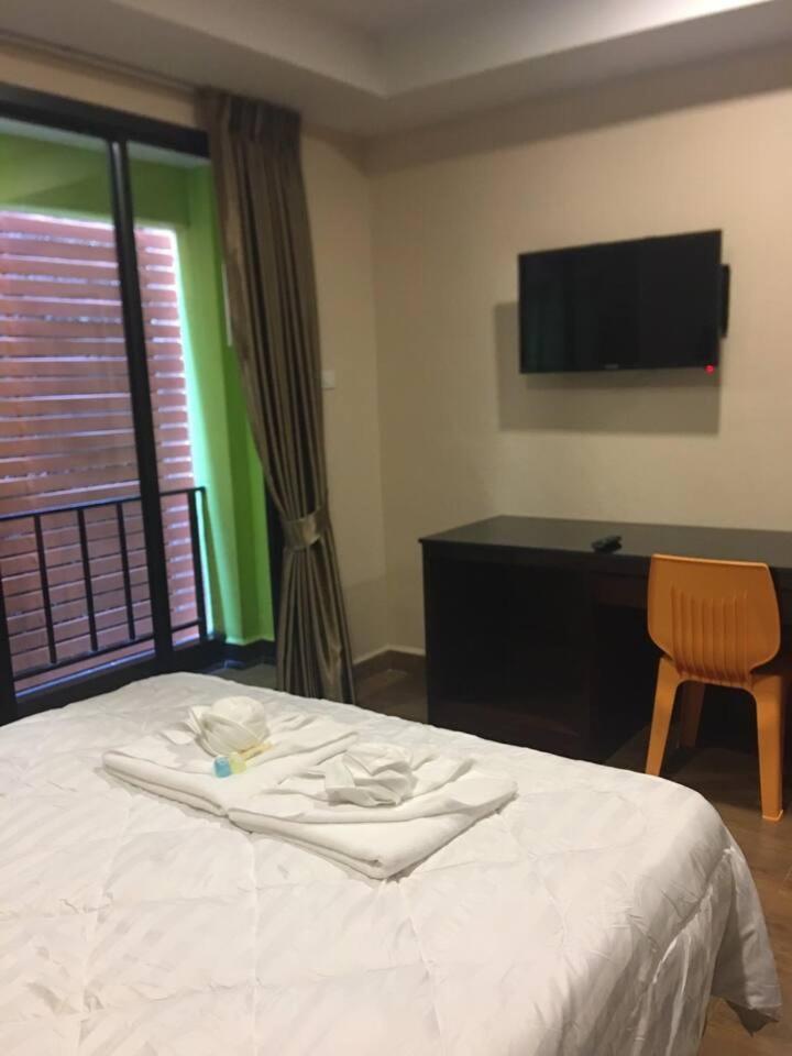 Smyrna Apartment Pattaya ภายนอก รูปภาพ